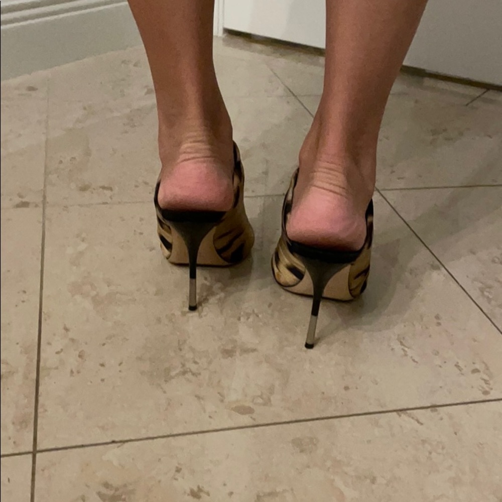 💙🛑SOLD🛑🛑Giuseppe Zanotti Silk Leopard Slide Heels - Picture 3 of 12